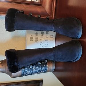 APRES By Lamo women boots size 7